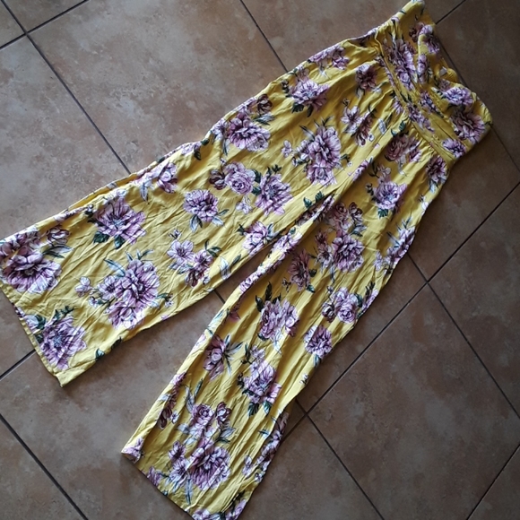 Xhilaration Pants - XXL.sleaveless romper.NWT